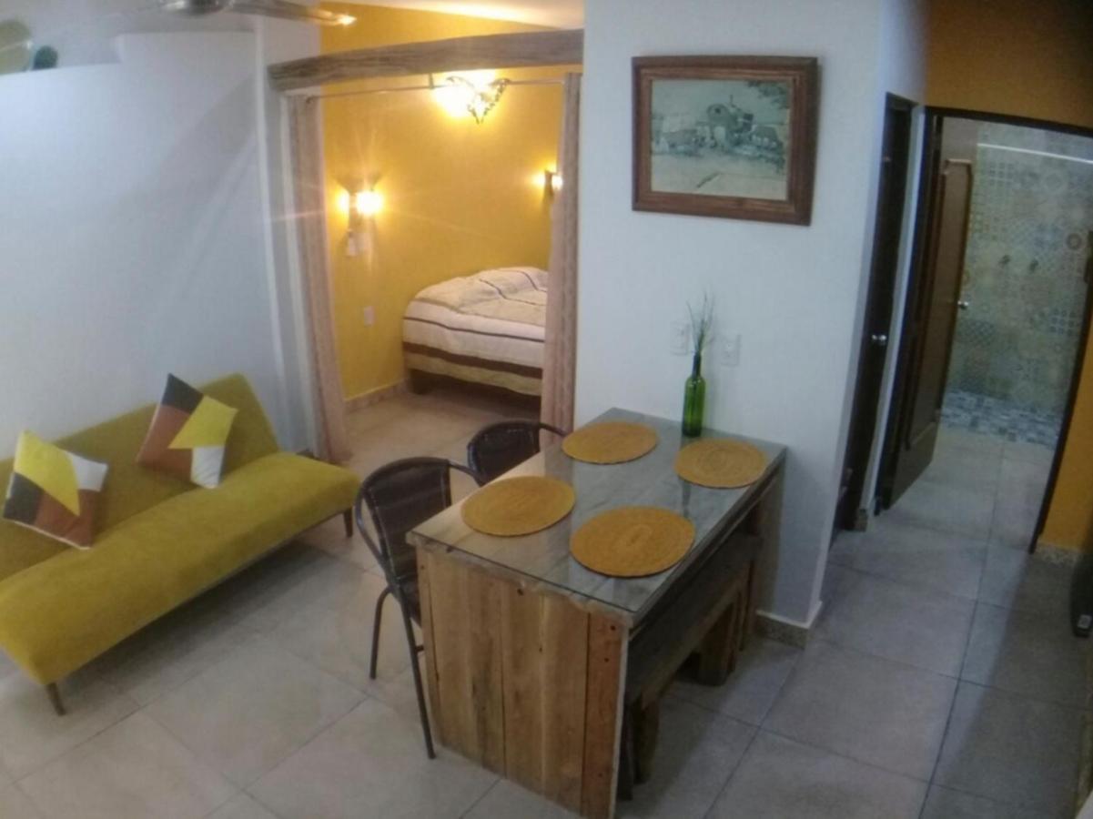 Aguacate Suites Mazatlan Ngoại thất bức ảnh