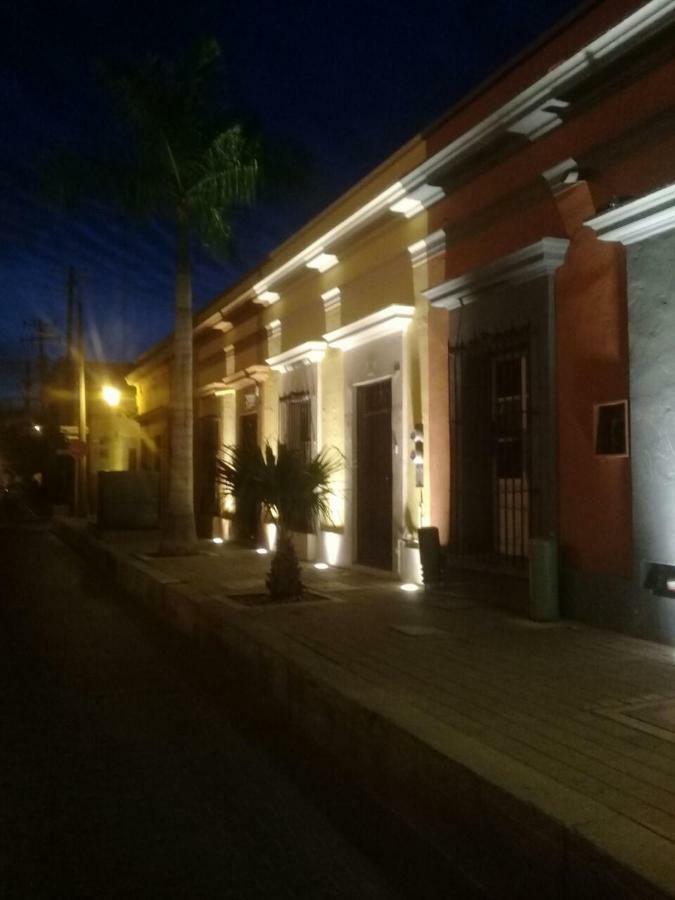 Aguacate Suites Mazatlan Ngoại thất bức ảnh